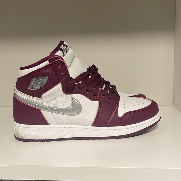 AIR JORDAN 1 RETRO HIGH OG “BORDEAUX - Picture 6 of 11